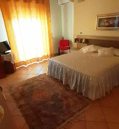 La Via Del Mare Sei Gia A Casa, Parcheggio Per Moto E Bici Gæstehus 3*