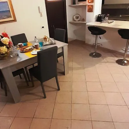 Guest house La Via Del Mare *