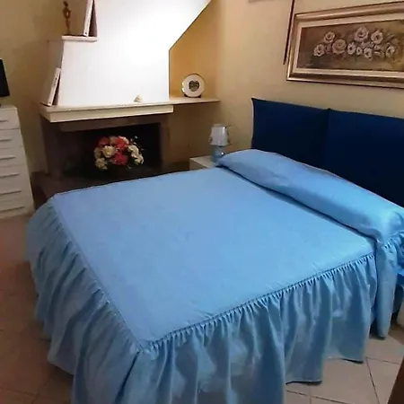 La Via Del Mare بيت ضيافة 3*